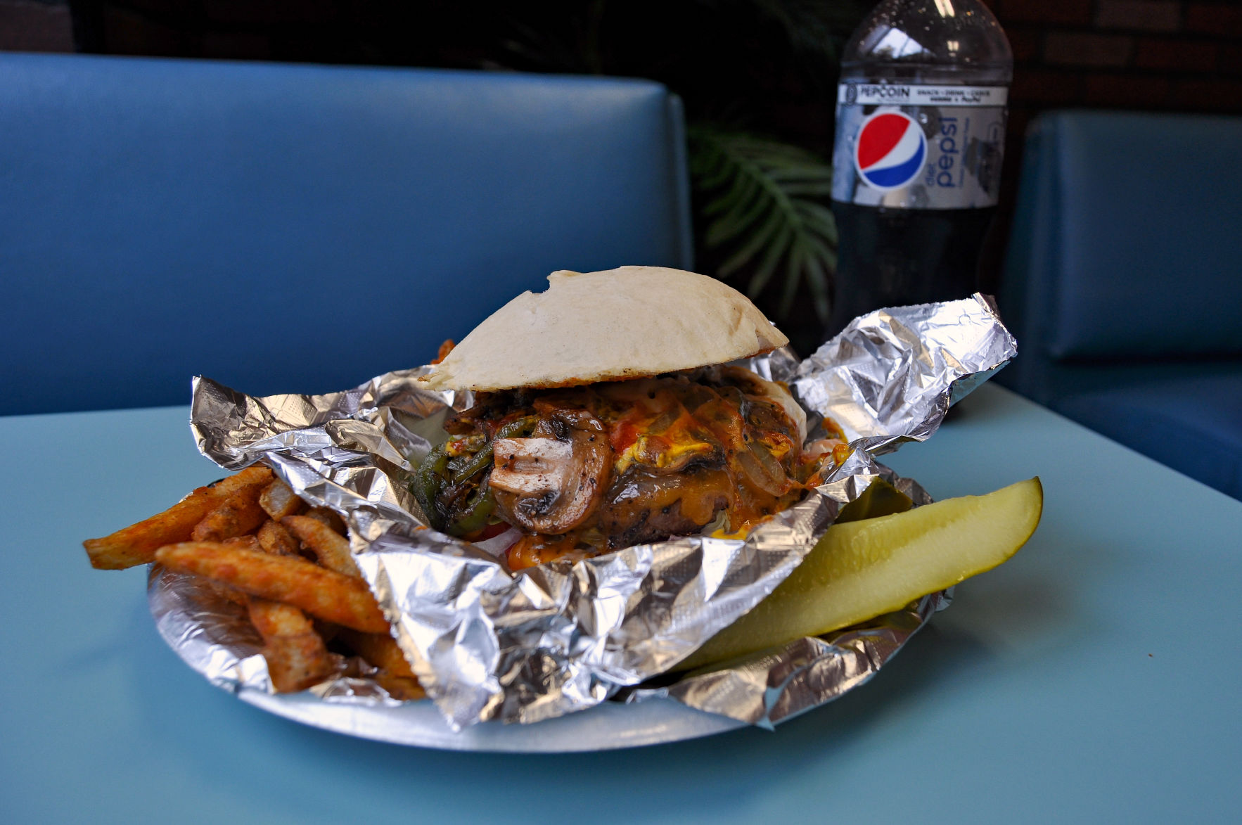 ft bow boomers burger anne wolfe postic.jpg